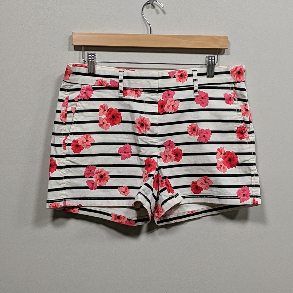 Elle size 4 stripe short